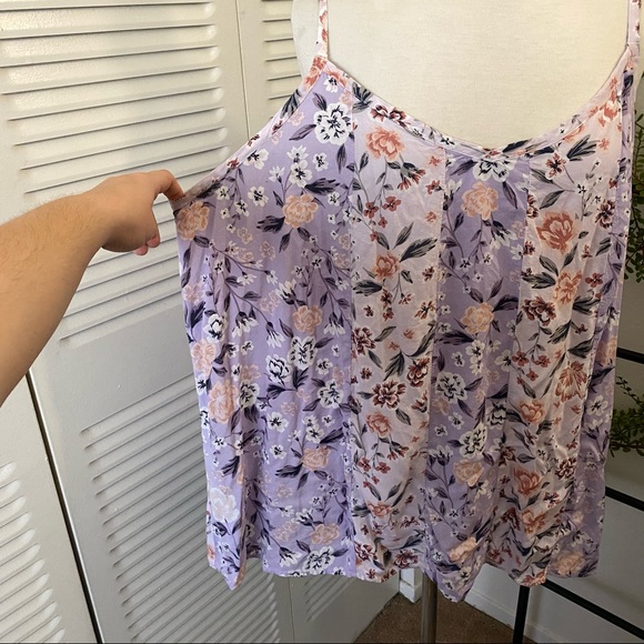 Torrid| 4 |Sophie Lavender Pink Floral Challis Swing Cami - Picture 6 of 8